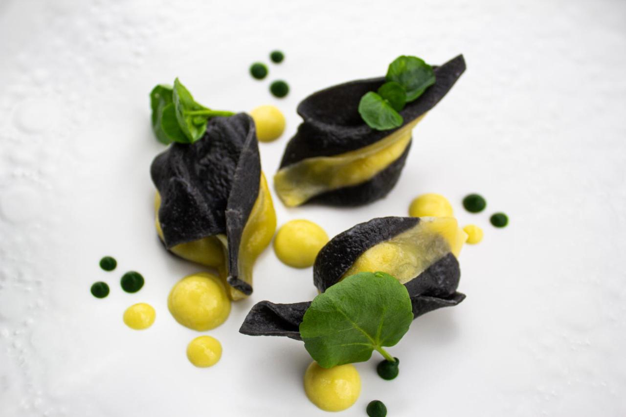 Ouches Chateau D'Origny, Chambres D'Hotes Et Restaurant Gastronomique المظهر الخارجي الصورة